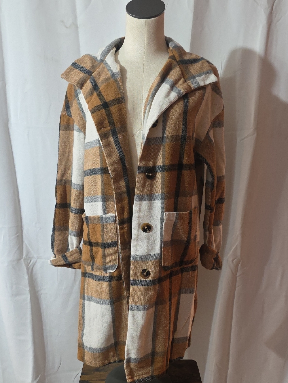 SHEIN Tan White & Black Plaid Flannel Coatigan with Pockets